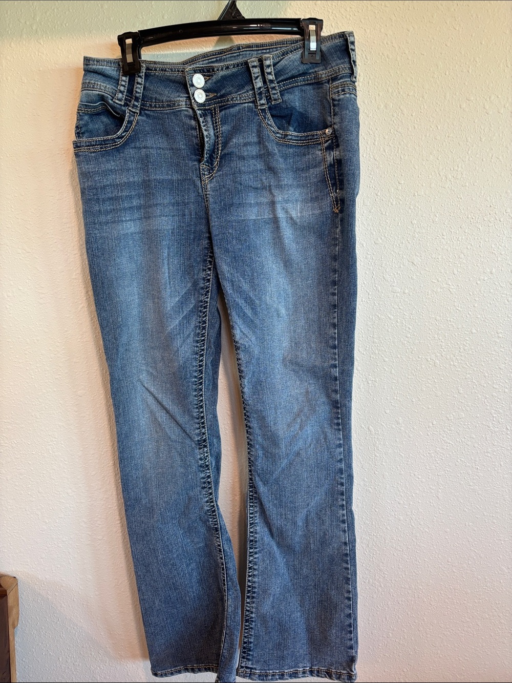 Wallflower Women's Blue Boot Cut Jeans